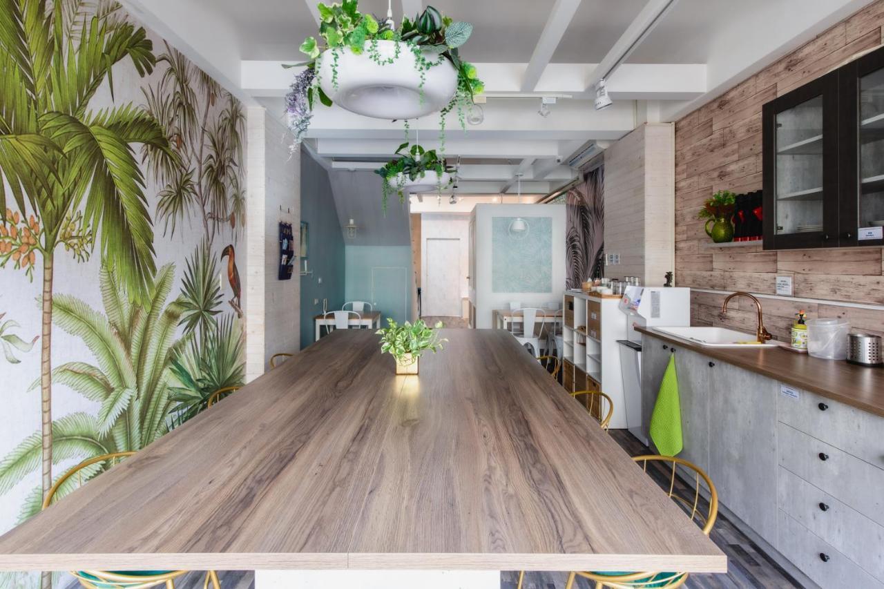 Eatzzz Hostel Kaohsiung Dış mekan fotoğraf